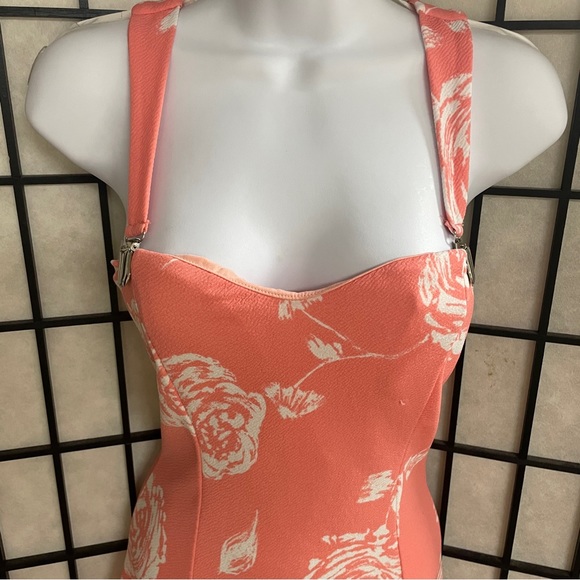 Papaya ladies floral print, mini dress, size medium - Picture 2 of 7